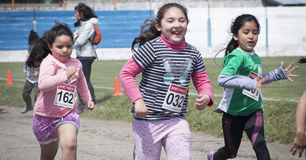 Grandes y chicos anduvieron a “toda velocidad” en el Estadio
