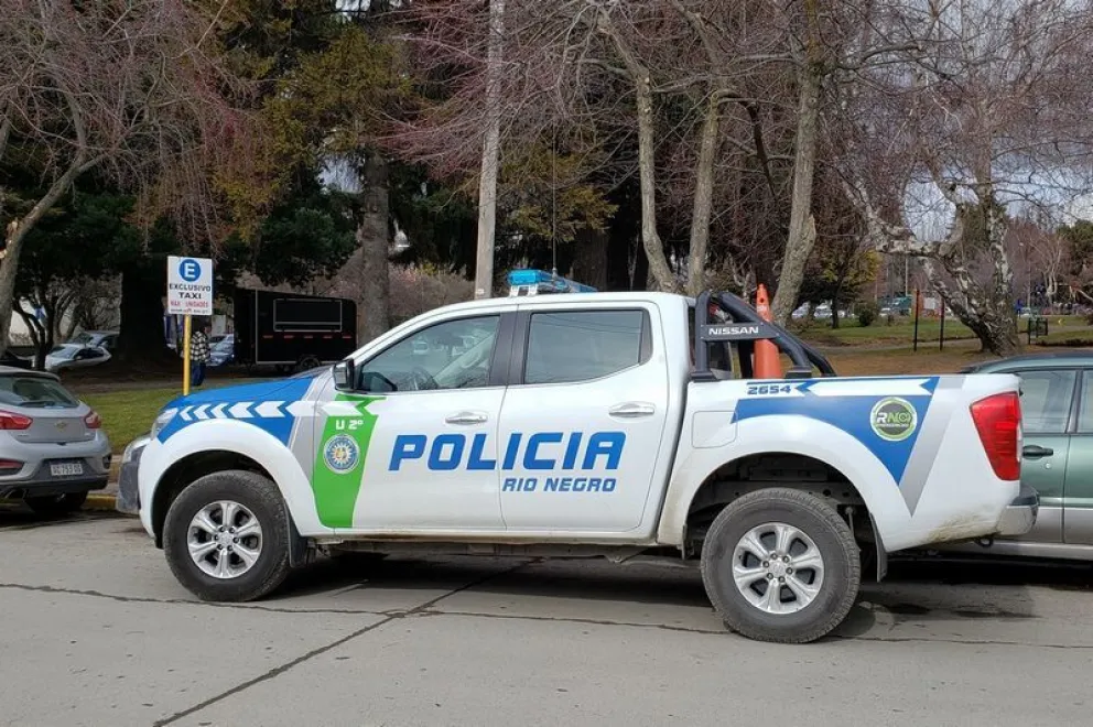 Tenía libertad condicional y lo atraparon intentado robar una vivienda