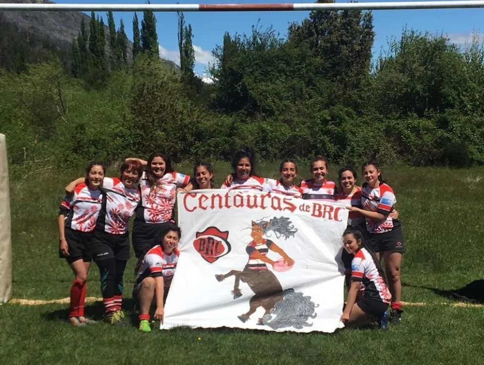 El rugby femenino tuvo  otro encuentro en Puelo