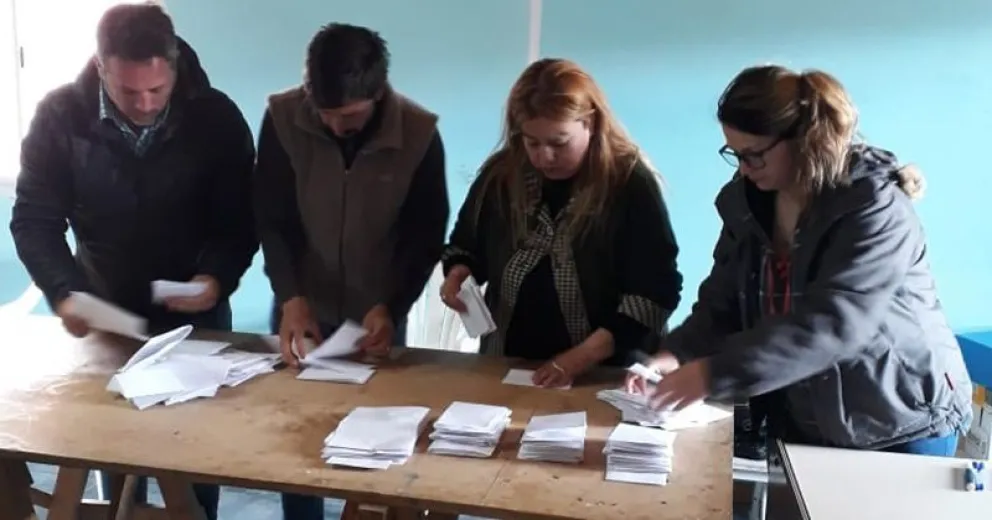 Norma Zublin, es la nueva presidenta del barrio Mutisias