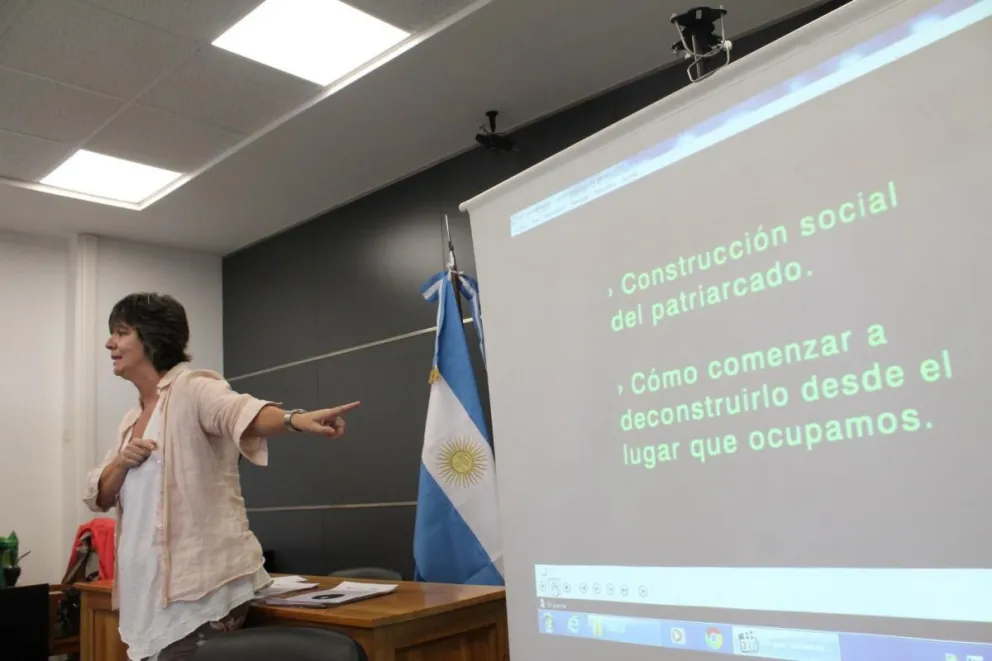 Tres días de capacitación en perspectiva de género para la magistratura y agentes del Poder Judicial   