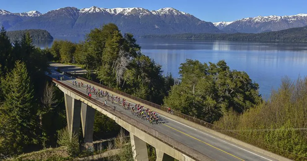 La ruta 40 vibró nuevamente con la Unión 7 Lagos