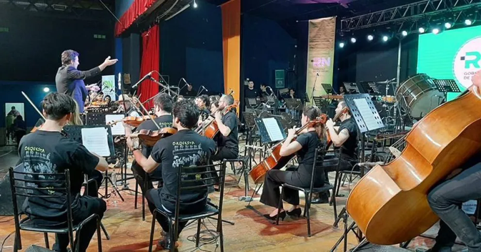 La Filarmónica y Hecheleitner cautivaron con “Grandes maestros argentinos”