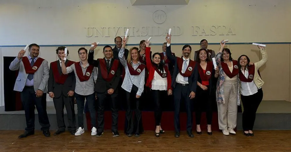 La Universidad FASTA celebró su XX Colación de Títulos