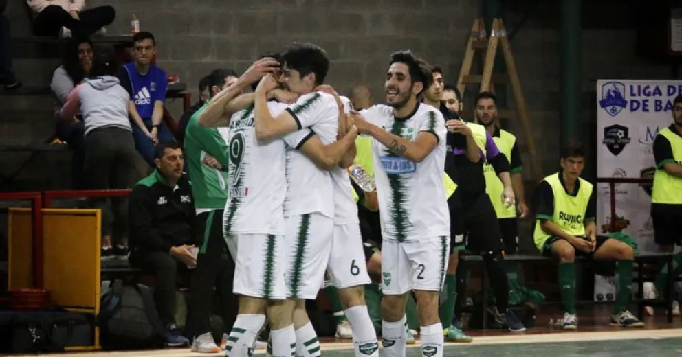 Alborada va por el título nacional ante Estrella Austral