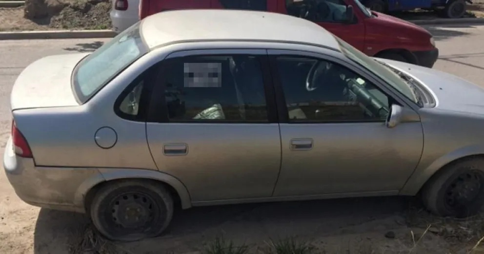 Encontraron en Roca un auto que había sido robado en Bariloche