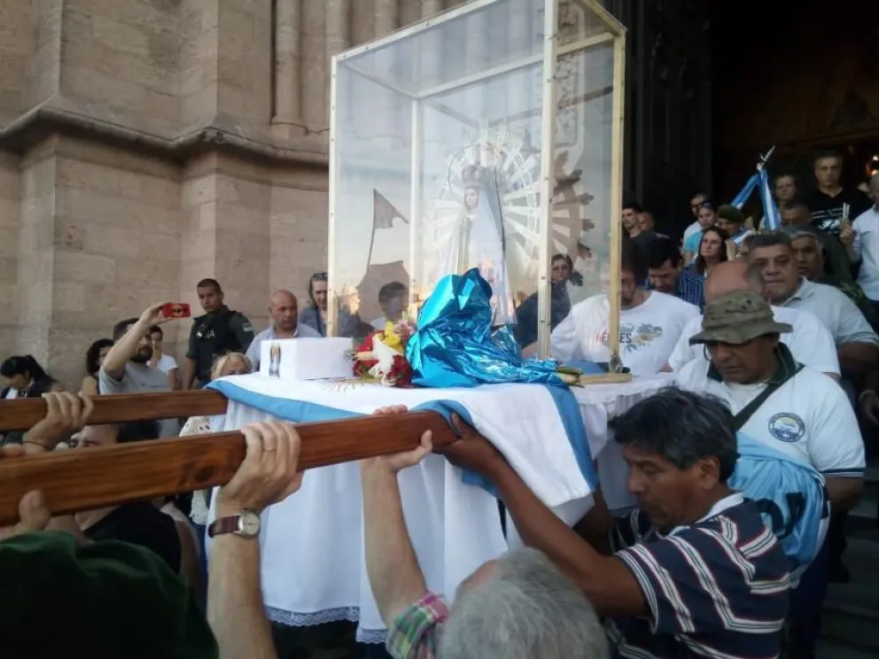 Llegará a nuestra ciudad la imagen de la Virgen de Luján que acompañó a los soldados en la guerra de Malvinas