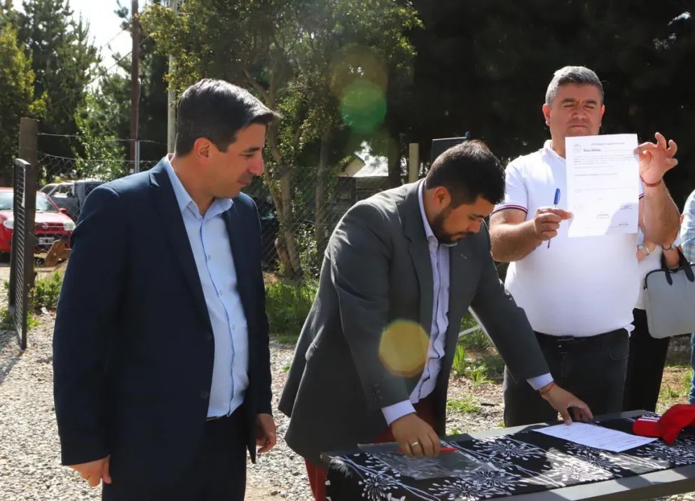 El IMTVHS entregó libre deuda a la Cooperativa 13 de Mayo
