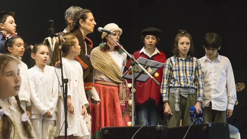 El Colegio Jean Piaget celebró el Día de la Música y el de la Tradición