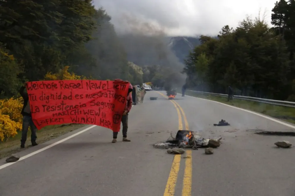 Cortaron la Ruta 40 a la altura de Mascardi