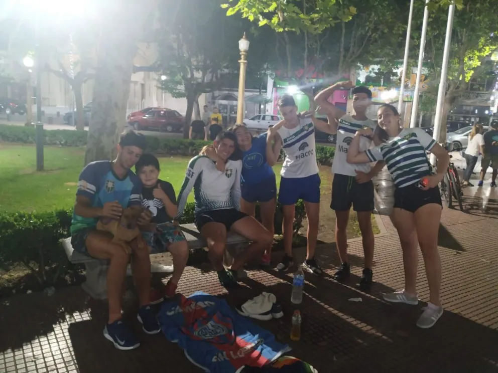 El remero barilochense Juan Nehuen Huenchual logra los 100 km en remoergómetro