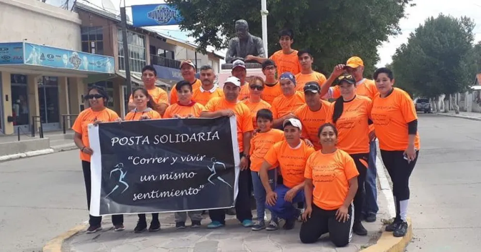 La “Posta Solidaria” corrió desde Bariloche hasta Jacobacci