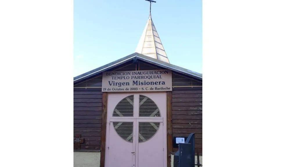 Desde la parroquia del Virgen Misionera solicitan luces para el árbol navideño barrial