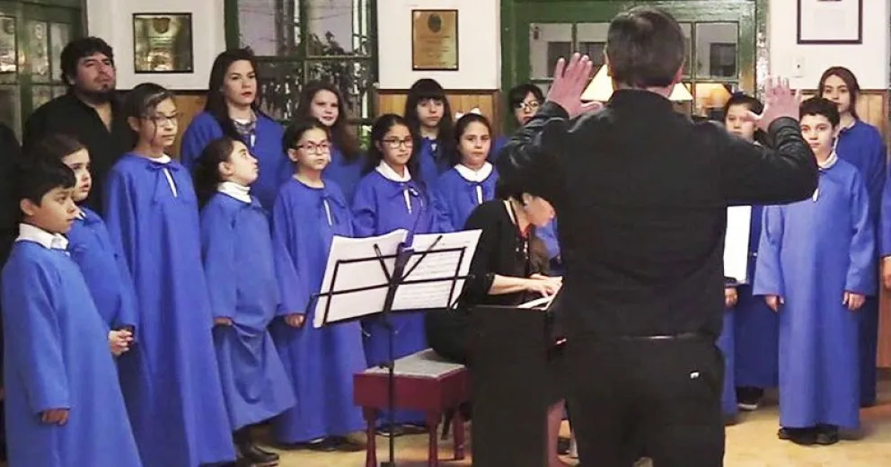 Alianza coral barilochense - fueguina cantará la Navidad