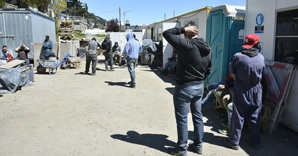 Obreros de calle Mitre se manifestarán hoy por falta de pago