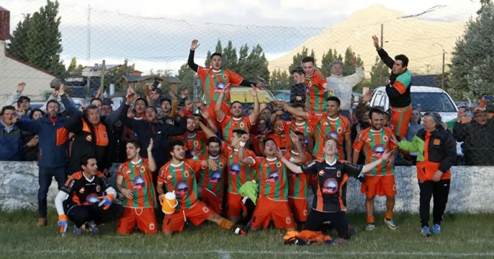 Puerto Moreno le ganó a Dina Huapi y se clasificó a la final
