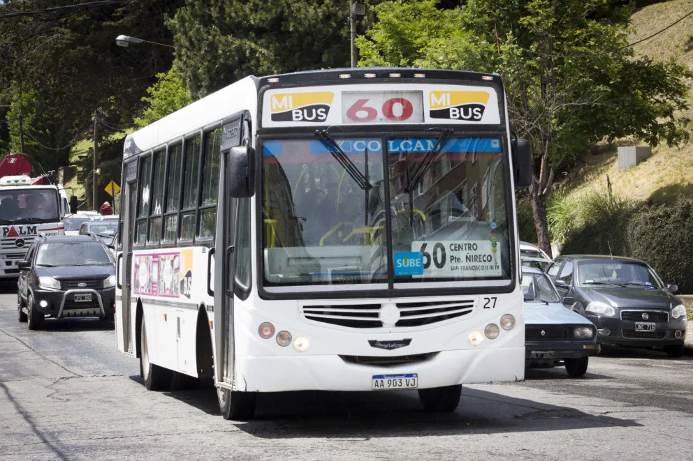 Gennuso: "La semana que viene presentaremos formalmente el plan para el Transporte Urbano de Pasajeros"