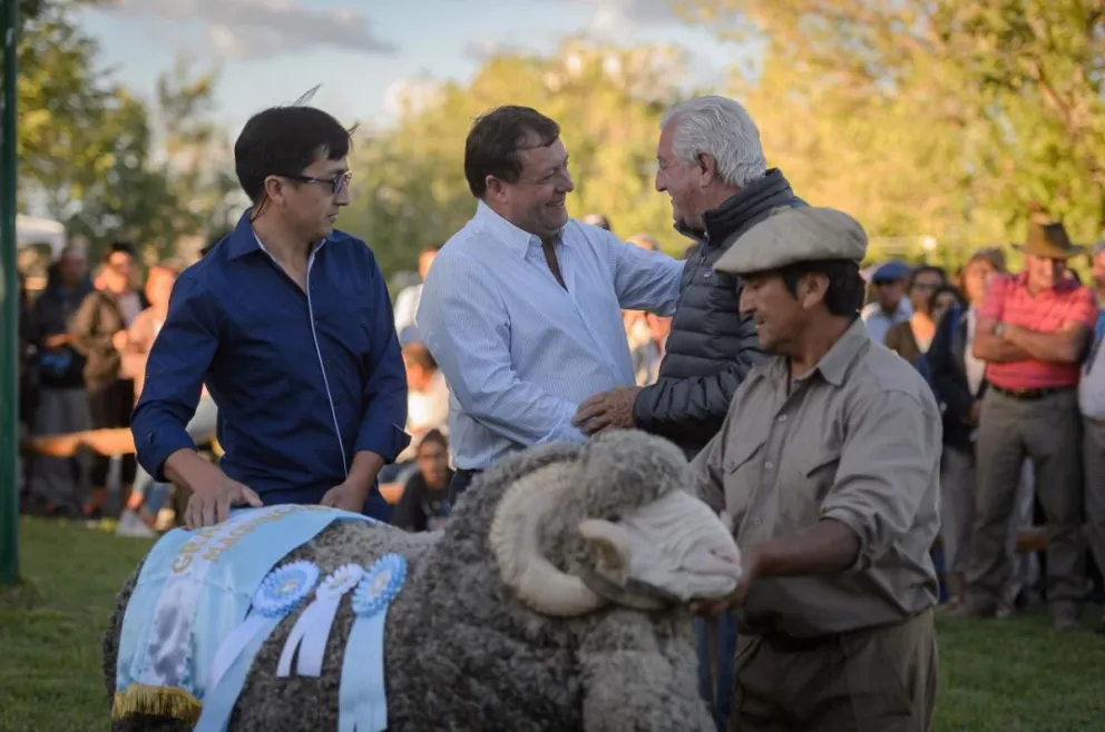 Weretilneck: "Productores y emprendedores rionegrinos se beneficiarán con las nuevas leyes"