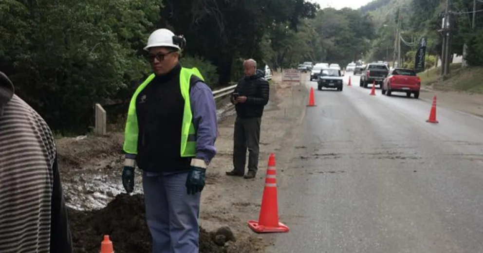Derrame cloacal en Bustillo por el aumento de tránsito  