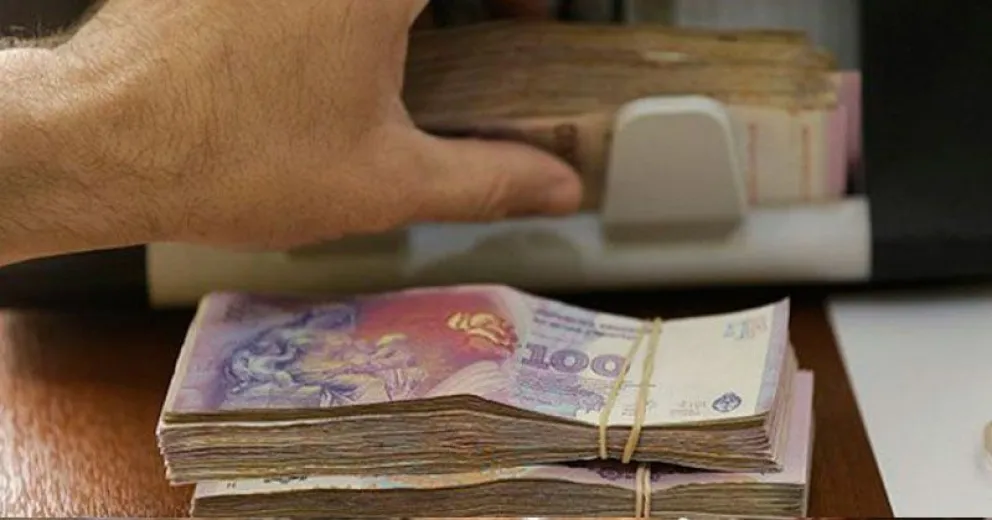 El aumento para estatales no se aplicará a quienes cobren más de 60 mil pesos