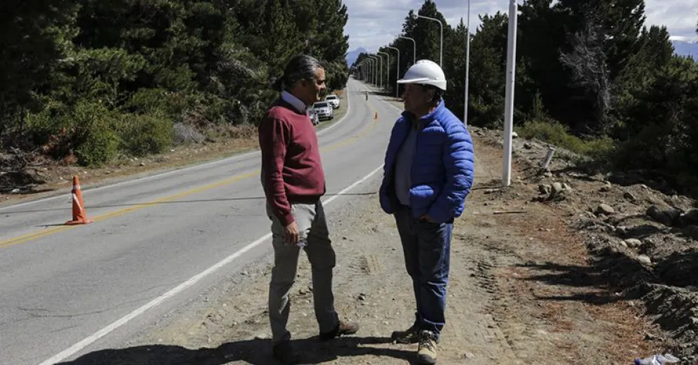 El gobierno provincial pretende repavimentar la ruta al aeropuerto por $55 millones