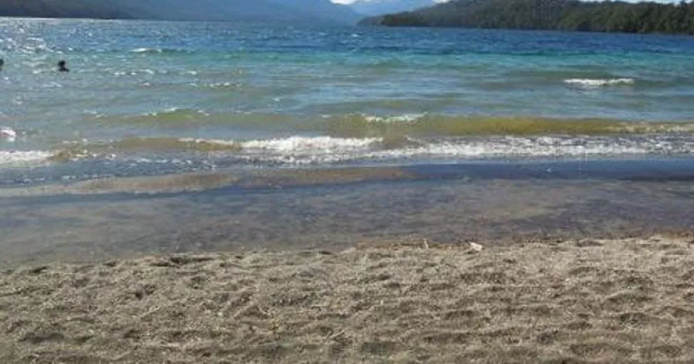 Habilitan el balneario del Lago Espejo, luego de la baja del alerta por roedores