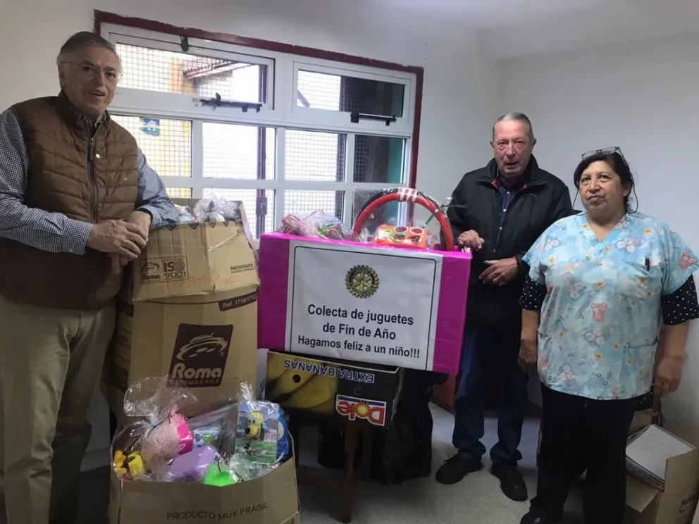 Rotary Club San Carlos de Bariloche entregó juguetes en centros de salud