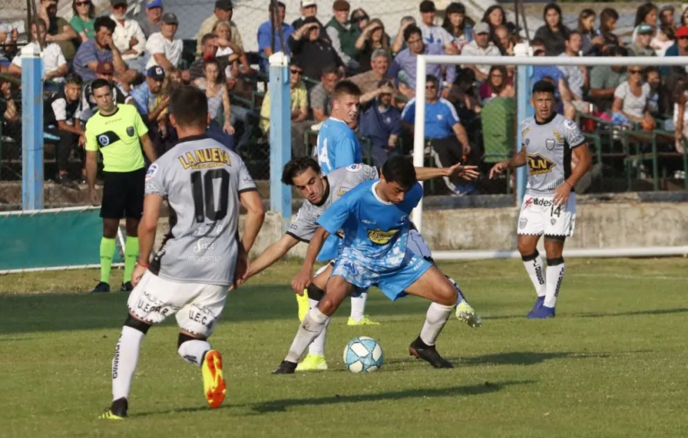 Estudiantes de Caseros goleó a LIFUBA en el inició de la Copa de Verano