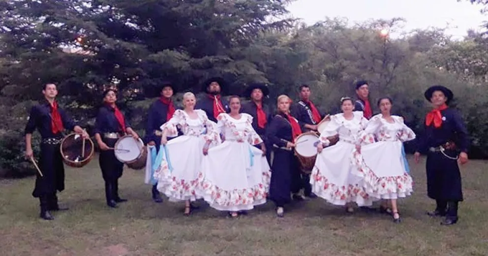 La delegación barilochense completa.