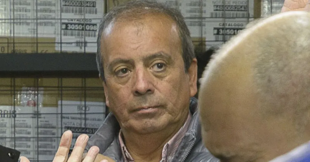 Castañón defendió la inversión para la prestación del servicio de internet e insistió en la autonomía de AVC