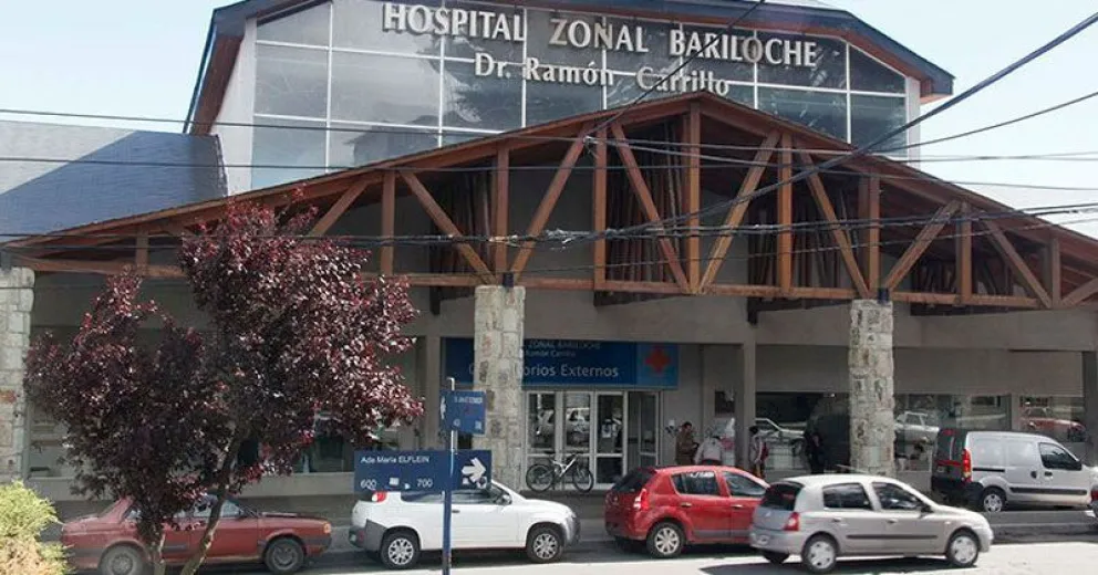 Se encontró con otro sujeto para venderle un celular y fue baleado en una pierna