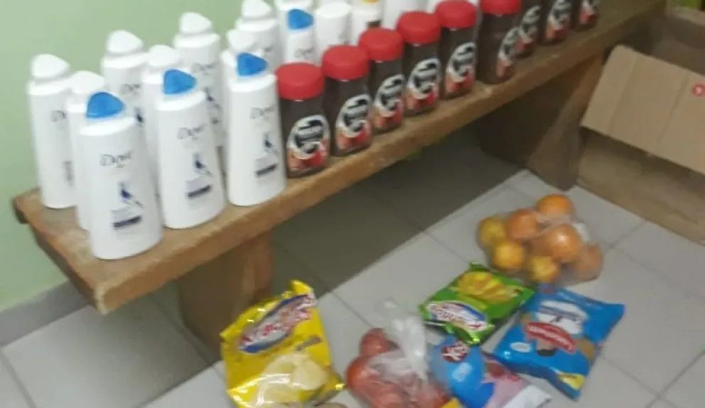 Detenidos por sustraer mercadería en un supermercado
