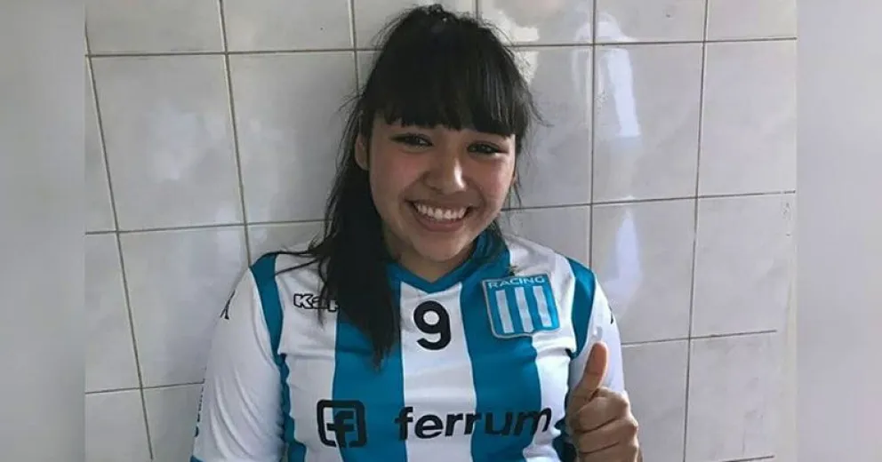Florencia Antón juega su primer torneo internacional con las juveniles de Racing