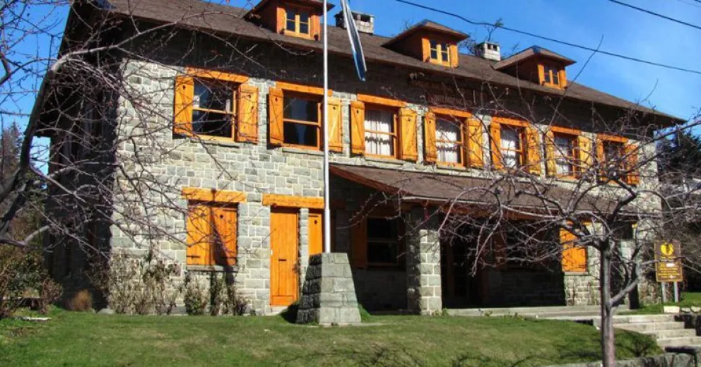 Dilatan el nombramiento de Paradela como intendente del Parque Nahuel Huapi