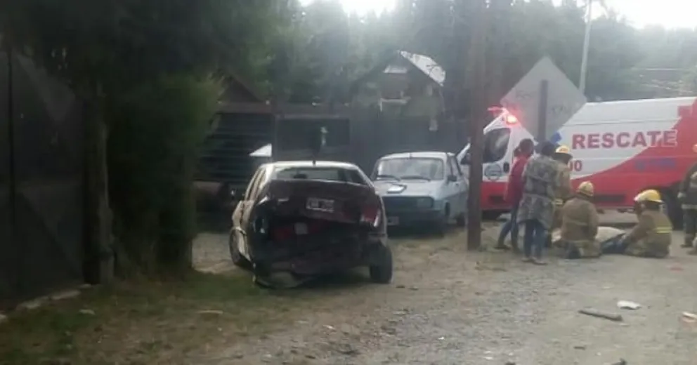 Chocó desde atrás a un vehículo y se dio a la fuga