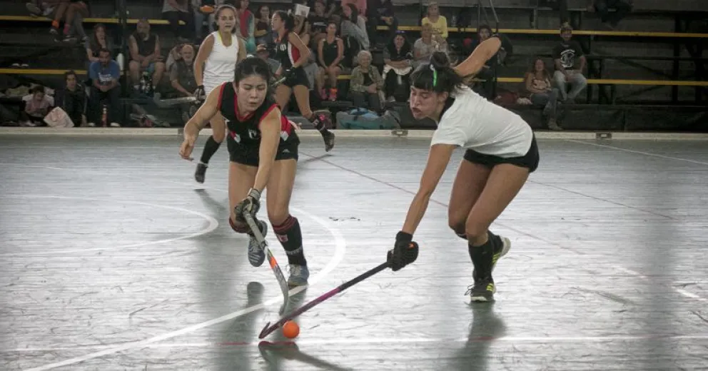 El torneo de hockey de verano llega a su definición