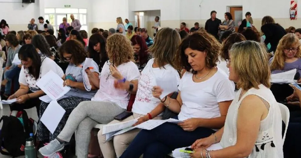 Río Negro arrancó 2020 con el quinto mejor salario docente del país