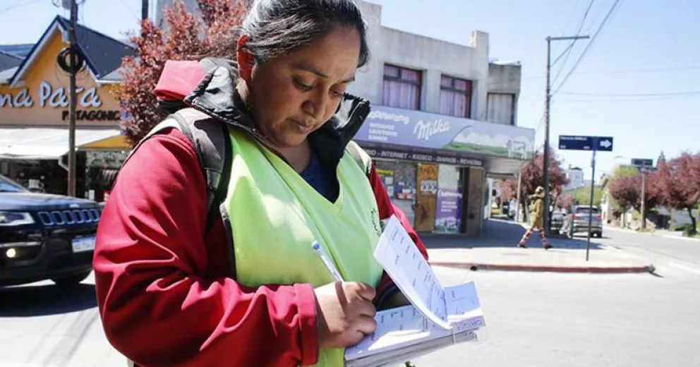 Estacionar en el centro ya cuesta 45 pesos la hora