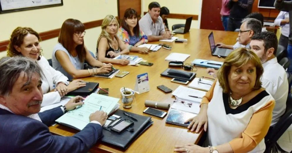 La paritaria con Unter pasó a un cuarto intermedio