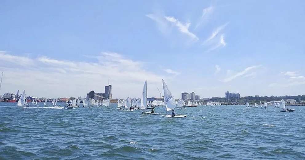Las velas barilochenses comienzan la competencia en Mar del Plata
