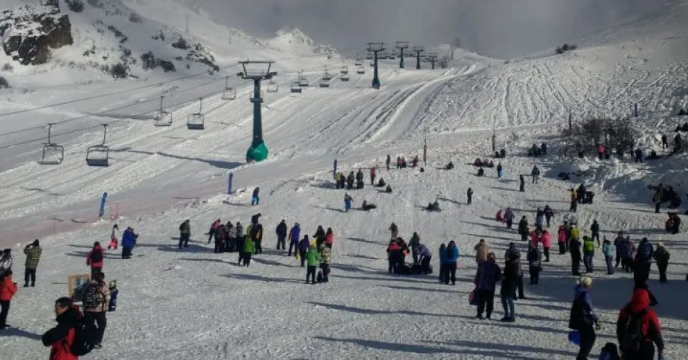 “Sin otra temporada de invierno, Bariloche quedará muerto”