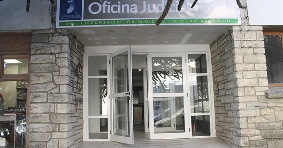Fue absuelto por varios hechos de abuso pero volverá a ser juzgado por uno de ellos