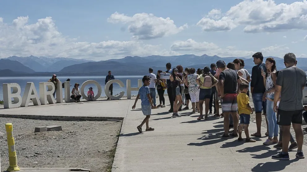 La nueva postal de Bariloche ya junta filas