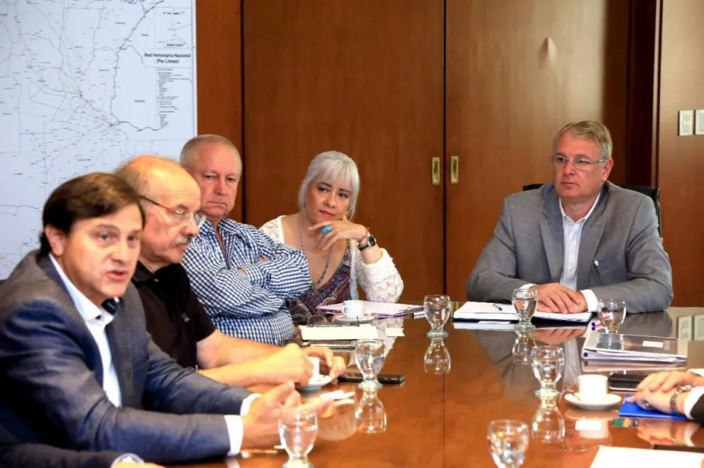 Nación y provincia se reunieron para potenciar el ferrocarril en Río Negro