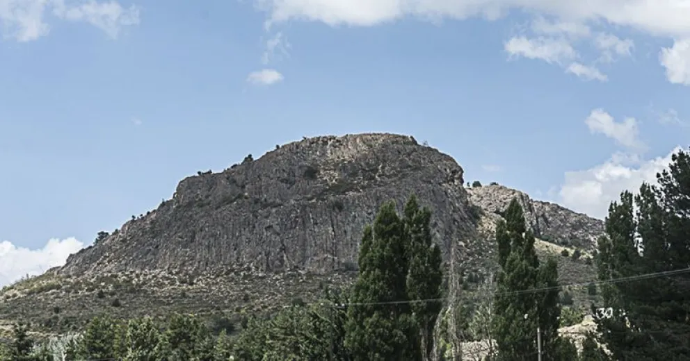 El cerro Leones es el viejo Tequel Malal