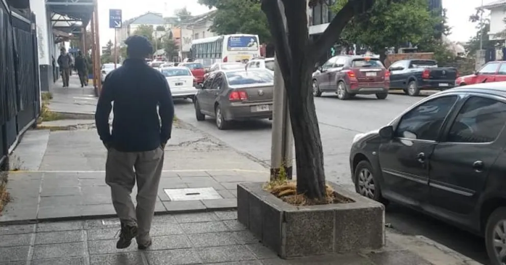 El vicepresidente de la Sociedad Rural aseguró que la falta de internet aleja a los jóvenes del campo