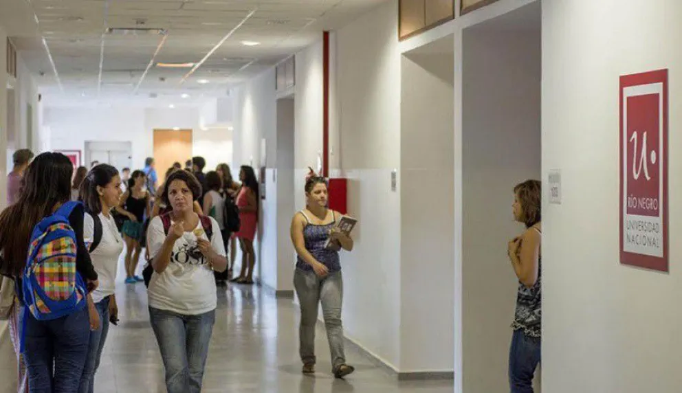 3.749 jóvenes se inscribieron para estudiar en la Universidad Nacional de Río Negro