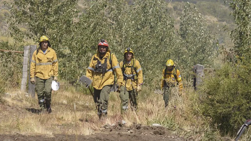 Los brigadistas de incendios forestales ya tienen su convenio colectivo de trabajo