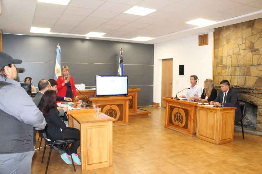 Se realizó la audiencia pública de sorteo de personas que darán el veredicto   