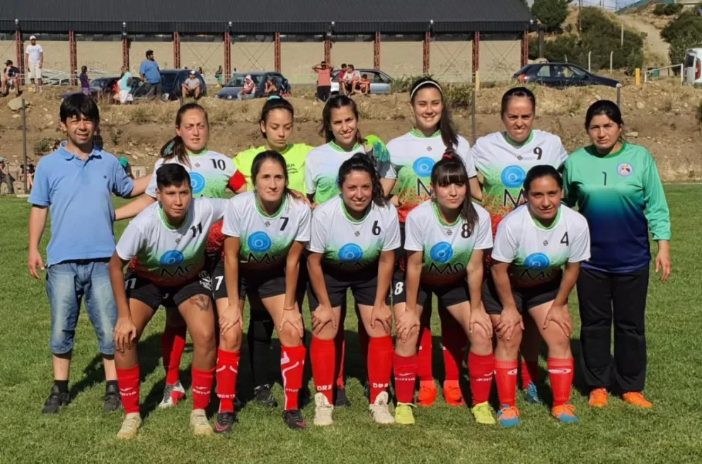 El femenino sale nuevamente a la cancha